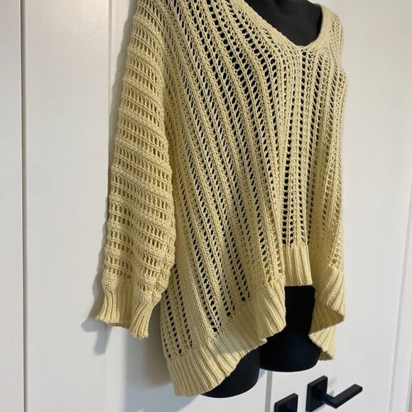 Tularosa Pullover Knit V-neck Sweater 3/4 Sleeve Oversized Top Size Small - Picture 2 of 7